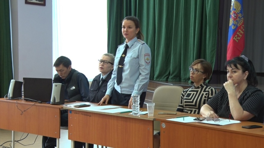 Большое родительское собрание в Хатанге