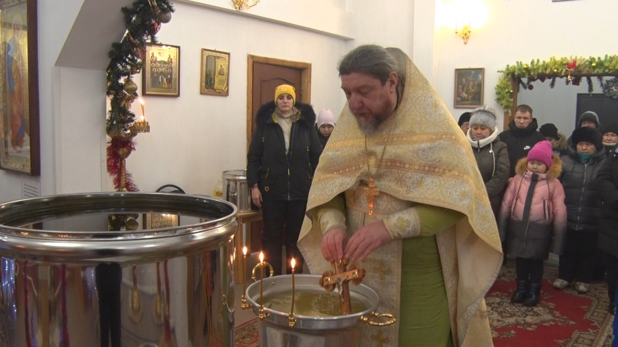 В Хатанге верующие встретили православный праздник Крещение Господне